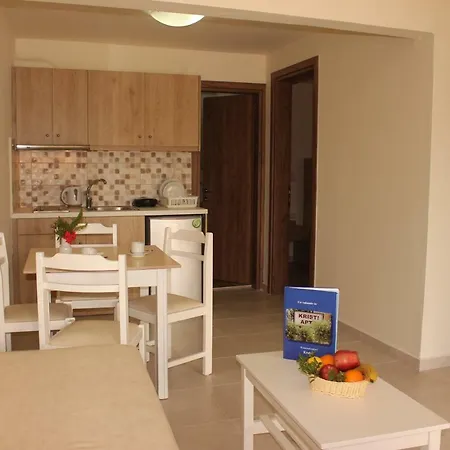 Kristi Apartahotel